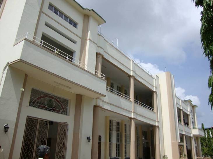 Kamrudin A Rashid: Makupa Jamatkhana in Mombasa