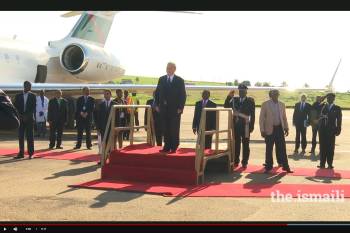 Video: Mawlana Hazar Imam arrives in Uganda