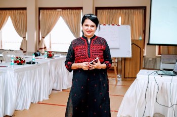 Dr. Farida Virani conducts workshop for couples, newly married or engaged - National Conciliation and Arbitration Board in partnership with the Social Welfare Board, India