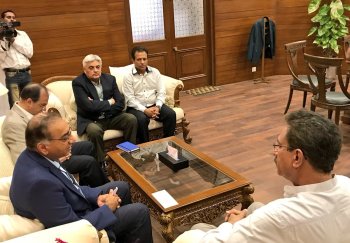 The delegation of Ismaili Community pays visit to the Mayor of Karachi