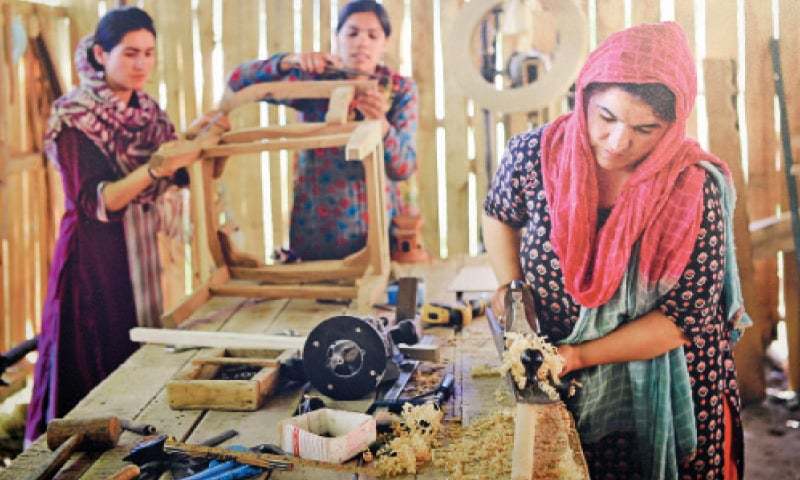 Aroosa and Farhad Hakim Ally: Photographers seeks to change Pakistan’s image