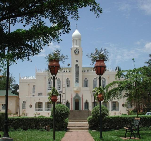 KAMPALA DARKHANA DAMATKHANA: The 12 Rare Images of Uganda Jamatkhanas