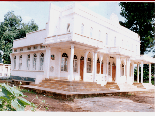 LIRA JAMATKHANA: The 12 Rare Images of Jamatkhanas in Uganda 