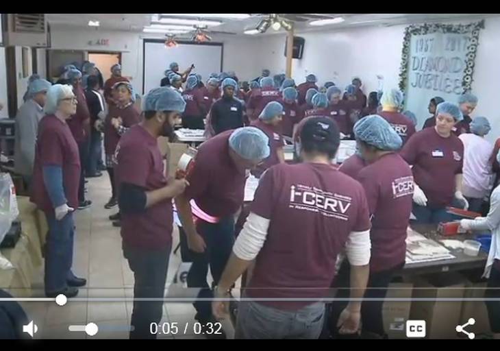 Ismaili Volunteers of Milwaukee, Wisconsin pack food to fight global hunger