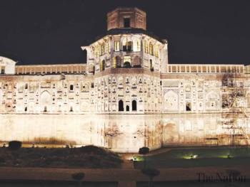 illumination-of-lahore-fort-s-picture-wall