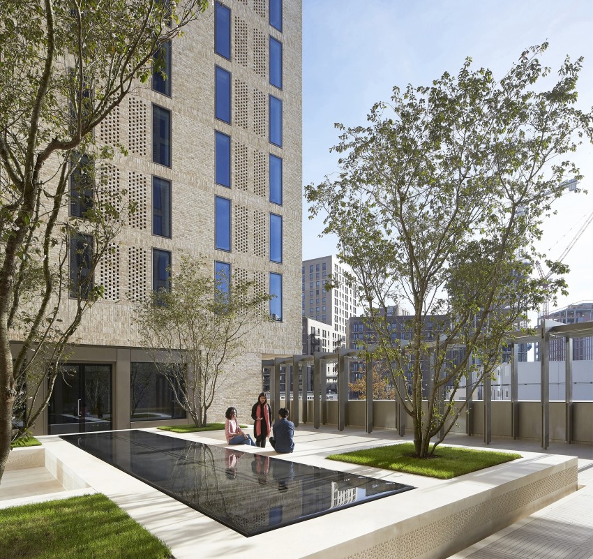 AKDN's Victoria Hall in King’s Cross wins 2017 Residential Architect Design Award