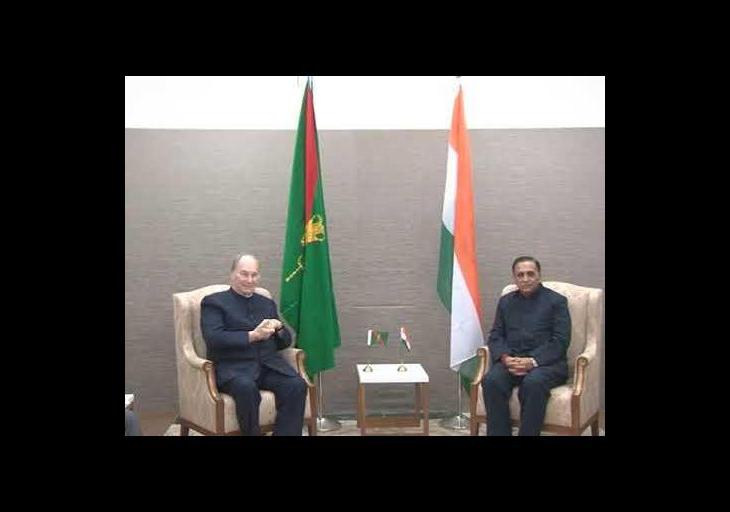 His Highness Prince Karim Aga Khan meets Honorable Chief Minister of Gujarat (Video)