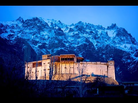 Tourism Pakistan: Historic Baltit Fort Hunza In Gilgit Baltistan Pakistan