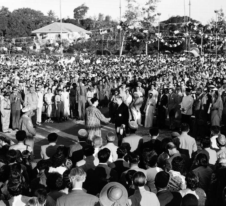 His Highness the Aga Khan at the Takht Nashini held in Dar es Salaam, Tanzania, 19 October 1957