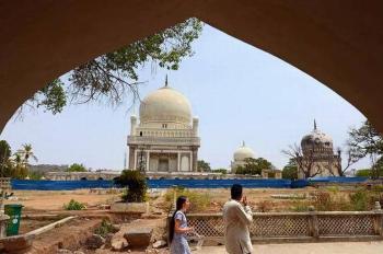 Qutb Shahi tombs to tell stories of Qutb Shahi kings through virtual reality