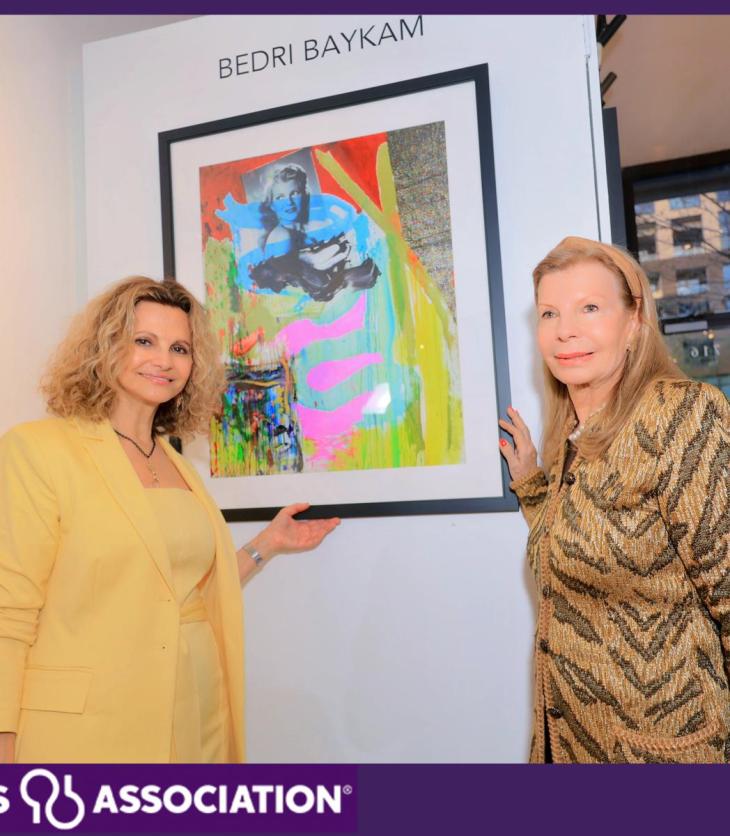 Chicago, Illinois, USA – April 4, 2024: Arica Hilton and Princess Yasmin Aga Khan next to the art piece by BEDRI BAYKAM - HOMAGE TO RITA. Image credit: Alzheimer’s Association